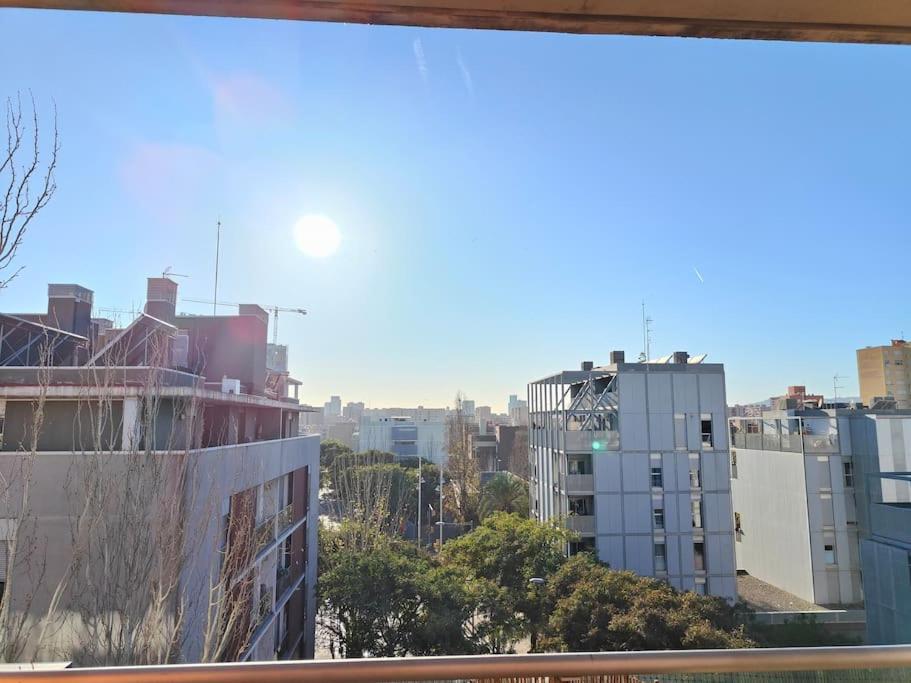 Large Terrace Luxury Apartment サン・アドリア・デ・ベソス エクステリア 写真